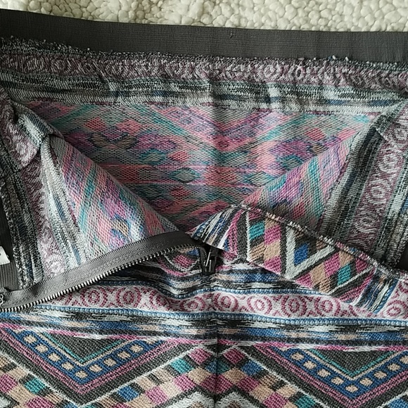 American Eagle Outfitters Skirt Southwest Print Size 12 - Picture 3 of 5